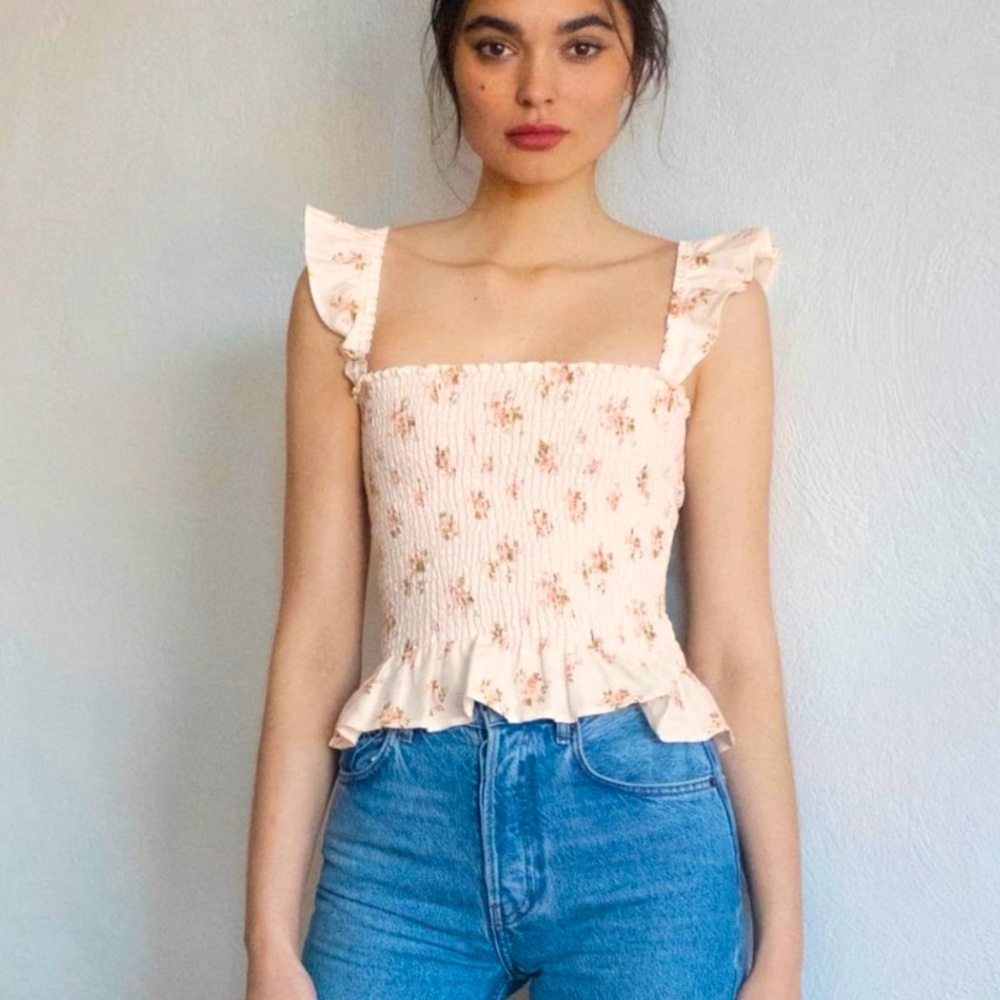 Junebug *New With Tags* Ruffle Sleeve Smock top